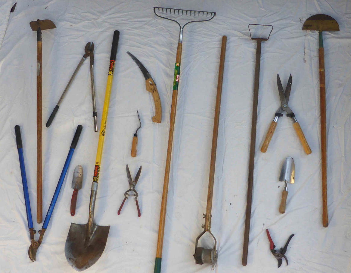 The Best Way To Clean Rusty Old Garden Tools: A Step By Step Guide