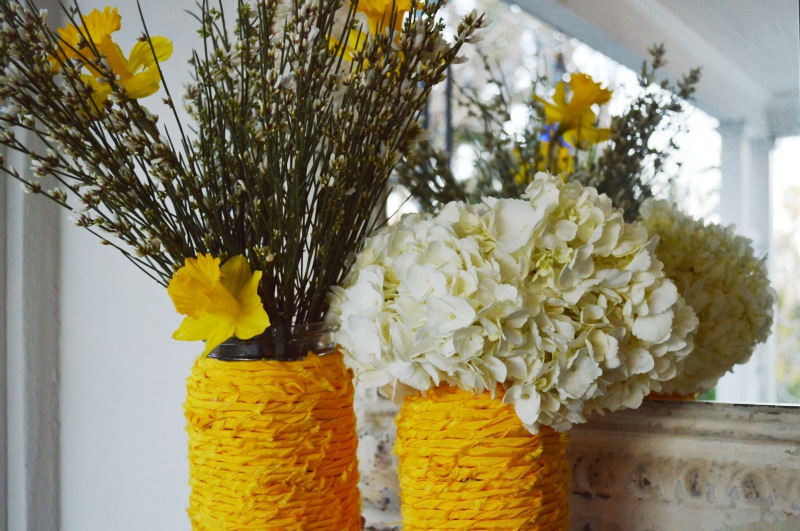 10 Best DIY Flower Vase Ideas You Can Do Easily