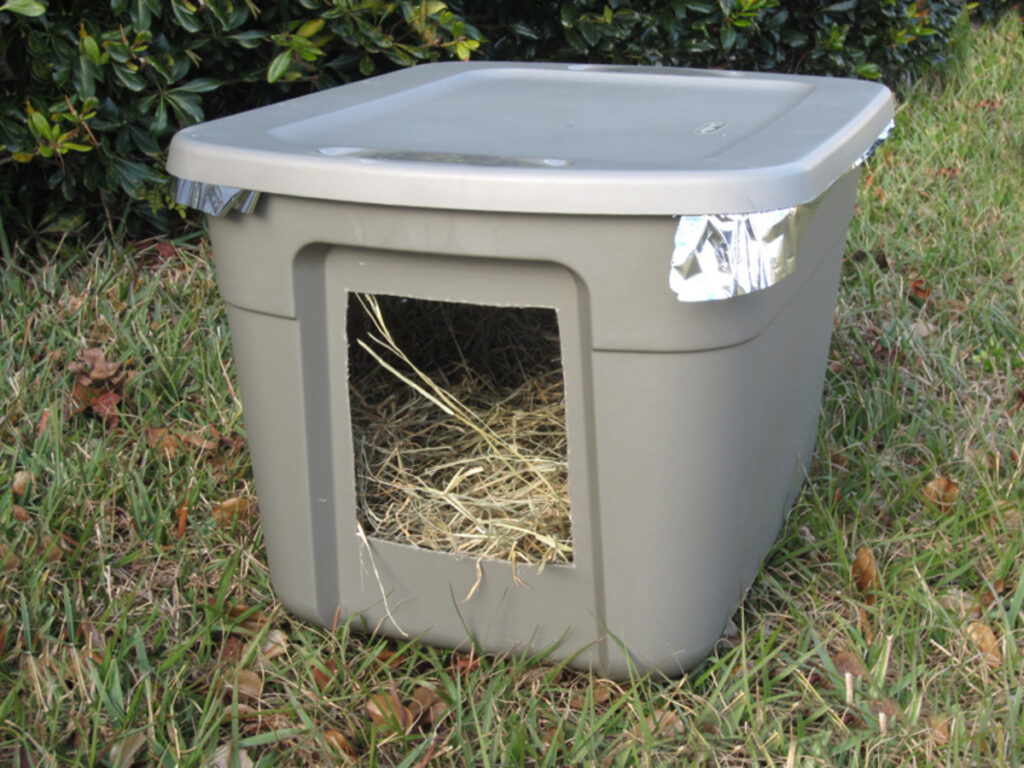 5 Weatherproof DIY Outdoor Cat House Shelter Ideas